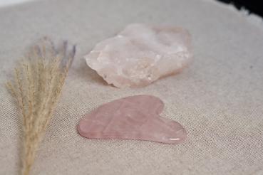 Preview: Gua Sha — Rosenquarz Madagaskar