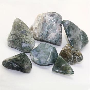 Moosachat Trommelstein
