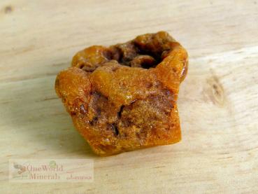 Preview: Größerer schöner Bernstein, Baltikum