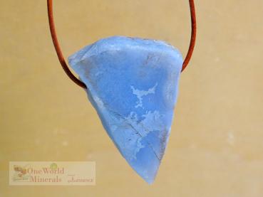 Chalcedon Schmuckanhänger - handgeschliffen,  Einzelstück