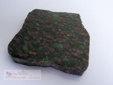 Preview: Handgeschliffene Granat-Pyroxenit (Eklogit) Scheibe - Einzelstück