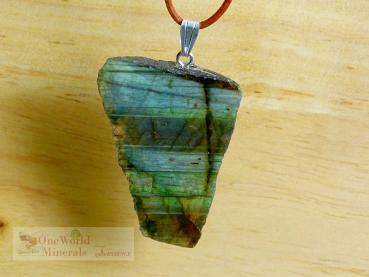 Labradorit Schmuckanhänger, mit Silberöse - handgeschliffen - ein Einzelstück