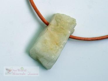 Preview: Kleiner Mondstein Schmuckanhänger,  handgeschliffen, Rückseite roh belassen - Einzelstück