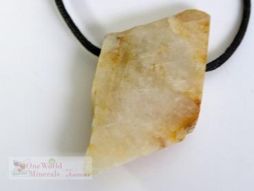 Preview: Mondstein Schmuckanhänger,  handgeschliffen, poliert, Rückseite roh belassen - Einzelstück