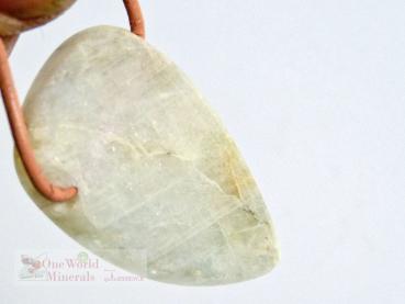 Preview: Freudentränen,  handgeschliffener Mondstein Schmuckanhänger , Blauschimmer