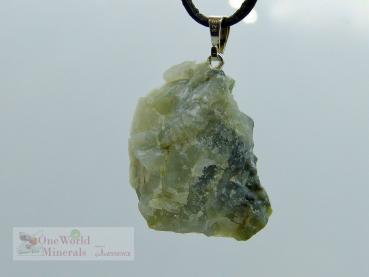 Preview: Smaragd Anhänger, per Hand geschliffen, mit Silberöse, Unikat