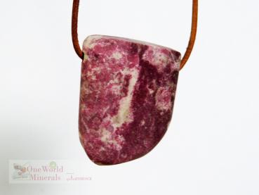 Preview: Thulit Schmuckanhänger - handgeschliffen,  poliert, ein Einzelstück