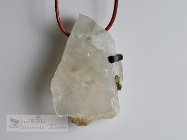 Preview: Grüner Turmalin in Quarz, Schmuckanhänger -  Einzelstück