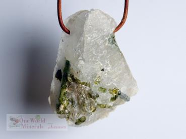 Preview: Grüner Turmalin in Quarz, Schmuckanhänger -  Einzelstück