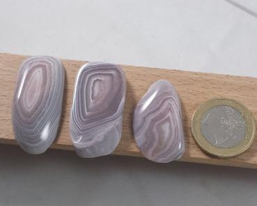 Achat Botswana, Anschnitte poliert, Drilling, Einzelstücke