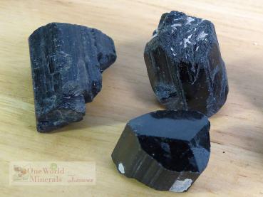 6 Turmaline, schwarz , aus Nigeria