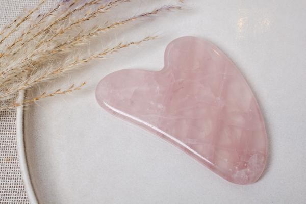 Gua Sha — Rosenquarz Madagaskar