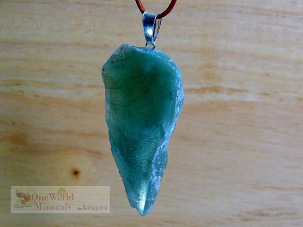 Aventurin Schmuckanhänger - mit Silberöse, handgeschliffen,  Einzelstück