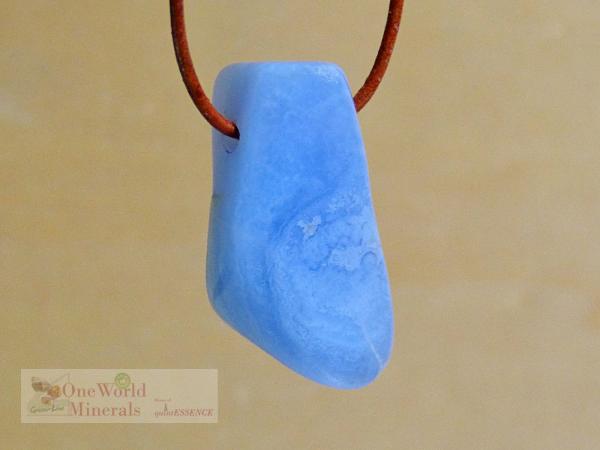 Chalcedon Schmuckanhänger gebohrt,  Einzelstück