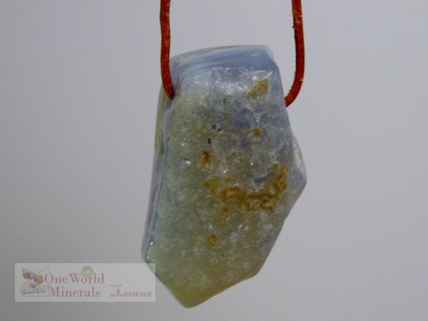 Chalcedon Schmuckanhänger roh  -  Einzelstück