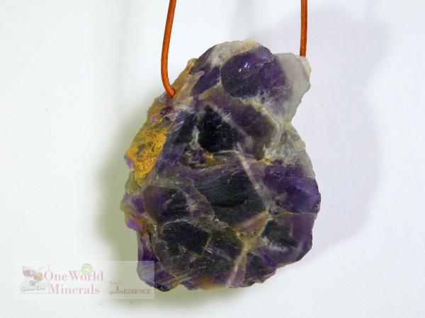 Fluorit gebohrt, beidseitig handgeschliffen, Einzelstück