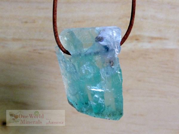 Fluorit Schmuckanhänger, handpoliert, Einzelstück