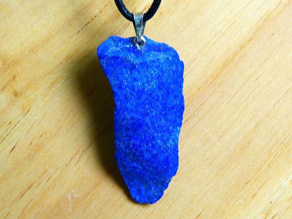 Lapislazuli Schmuckanhänger - roh belassen, Einzelstück