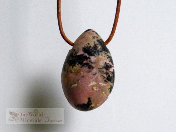 Rhodonit Anhänger, Tropfenform, ein Einzelstück