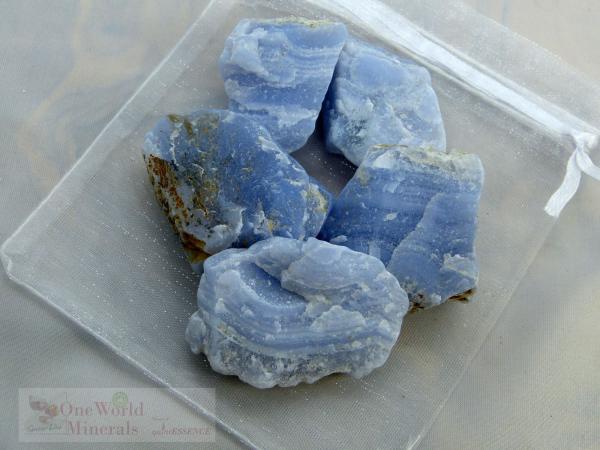 Chalcedon Wassersteine im Organzabeutel  - quintESSENCE Wassersteine