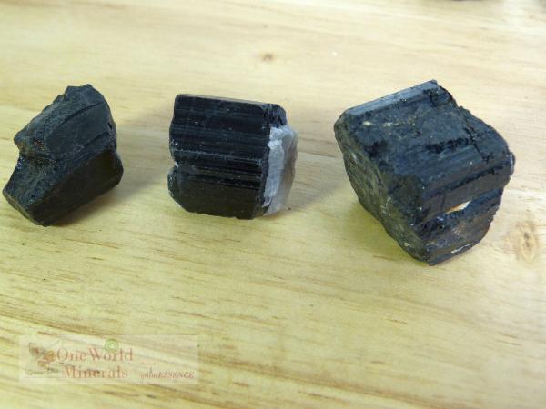 5 Turmaline, schwarz , aus Nigeria