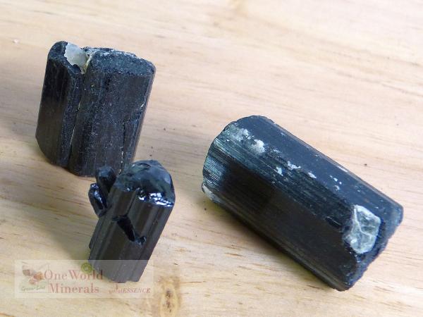 6 Turmaline, schwarz , aus Nigeria